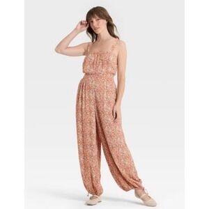 NEW Universal Thread Women's Rust Paisley Jumpsuit Size XL